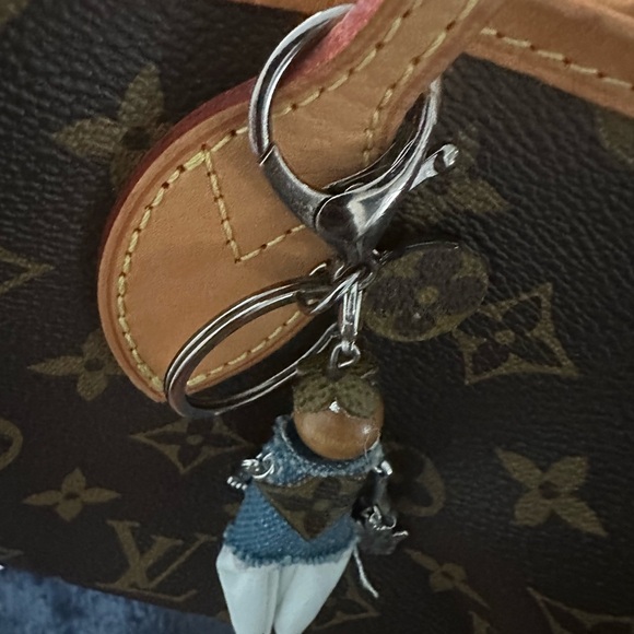 Fashion Bag Charm/Keychain w/Mono - Picture 3 of 3